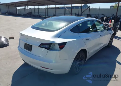 2018 Tesla Model 3 Long Range/Mid Range из США, поврежденный, VIN 5YJ3E1EA8JF162144